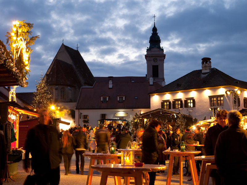 Rakúsko - Vianoce - trhy - austria.sk