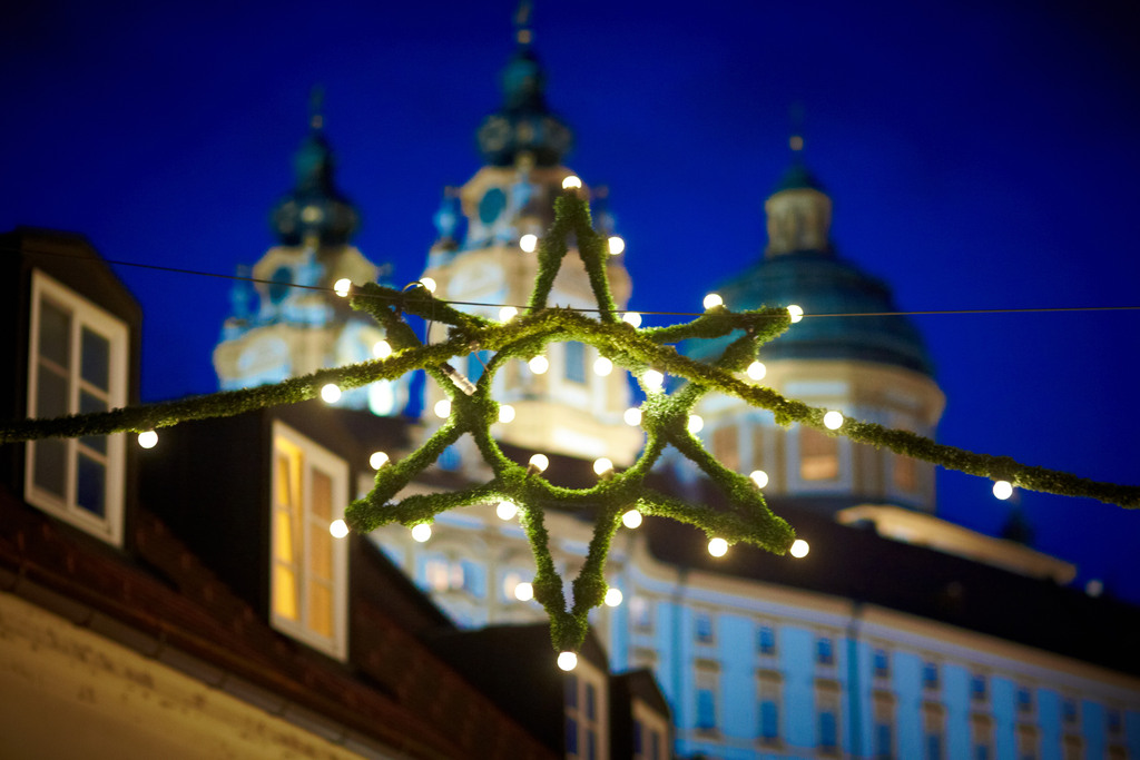 Advent v Donauregion (Dolné Rakúsko) Vianočný trh, výzdoba, Melk, Rakúsko