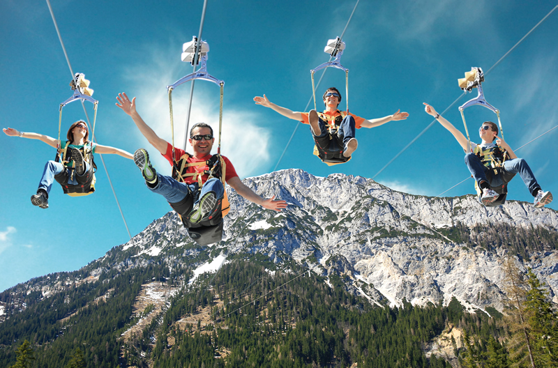 Zipline Stoderzinken s novou atrakciou Flying Coaster rakusko - stajersko - zipline - stoderzinken - atrakcia - leto - zabava