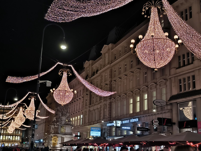 vecer,vianocne ozdoby