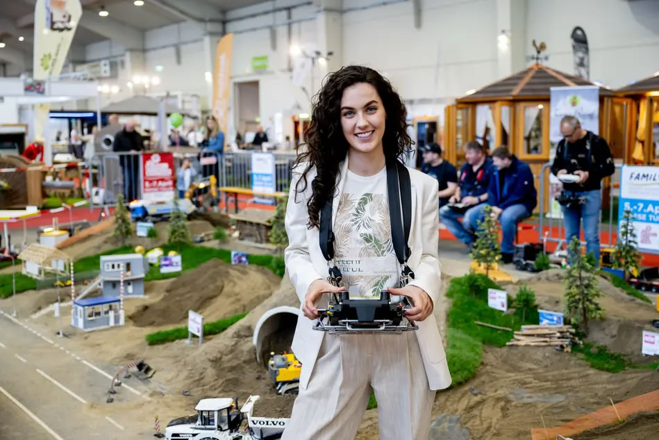Rak&uacute;sko, v&yacute;stava, v&yacute;stavisko, Tulln, tip na v&yacute;let, austria.sk, modely, RC