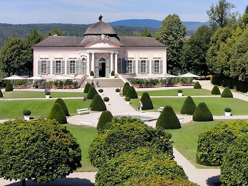 Rakusko, tip na vylet, Melk, opatstvo, klastor Melk,austria.sk, Rakousko, Dolni Rakousy, kam na vylet, mnisi, kostol, wachau, marhule, marhulove dobroty, najkraj&scaron;ia po&scaron;ta, kaviareň