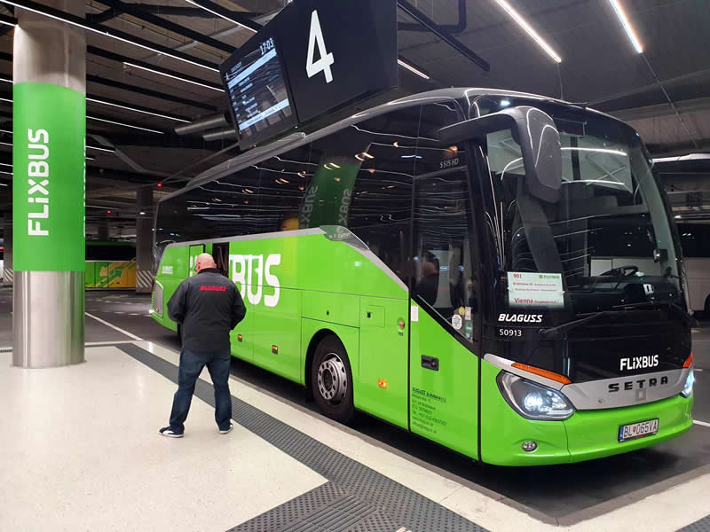 lietadlo,flixbus,bratislava,vieden,spojenie,letisko,rakusko