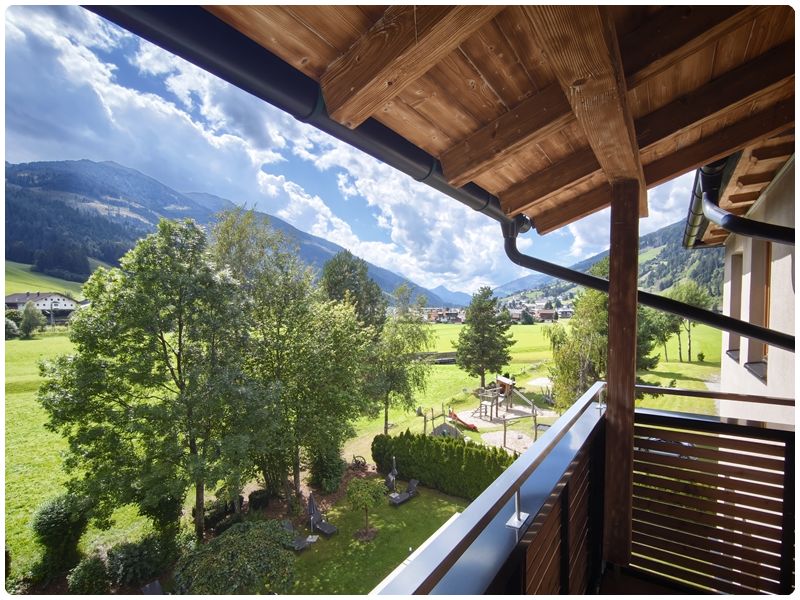 Osttirol,dolomity,rakusko,rakousko,tip navylet,dovolenka v rakusku,sporthotel sillian,lanovky,lanovka,ubytovanie,zabava,dovolenka s detmi,hotel,balkon