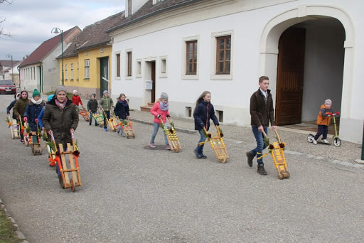 Rakusko - Velka noc - tradicie - zvyky - vajicka - velkonocny zajacik - austria.sk