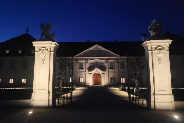 Schloss Marchegg v noci