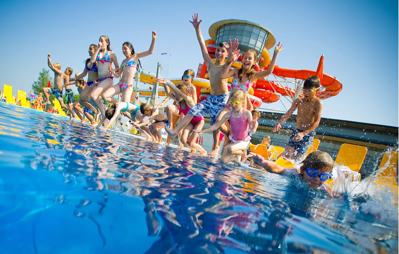 Sonnentherme - aquapark - hotel - tobogán - leto - austria.sk