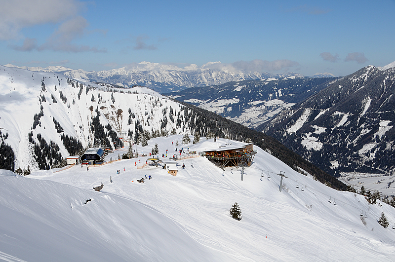 Rakusko - Stajersko - Riesneralm - zima - Alpy - lyzovanie - lyzovacka