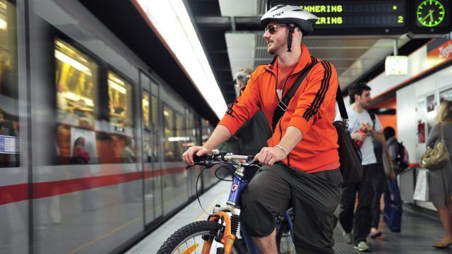 cyklistika - cyklotrasa - OBB - vlak - stanica - bicykel - ebike - Rakusko - austria.sk