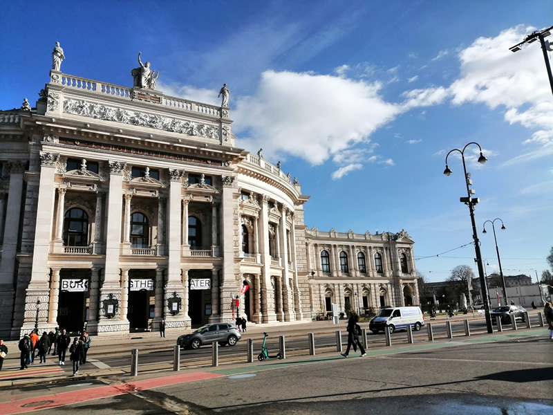 Rakusko, Viedeň - divadlo Burgtheater