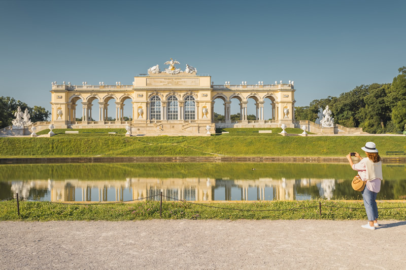 Rakúsko - Viedeň - austria.sk - zámok - app